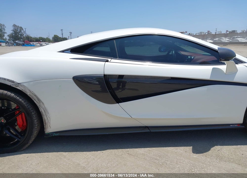 2016 MCLAREN 570S VIN: SBM13DAA6GW000271