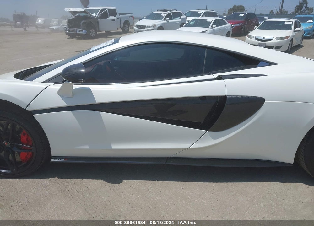 2016 MCLAREN 570S VIN: SBM13DAA6GW000271