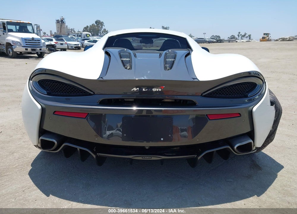 2016 MCLAREN 570S VIN: SBM13DAA6GW000271