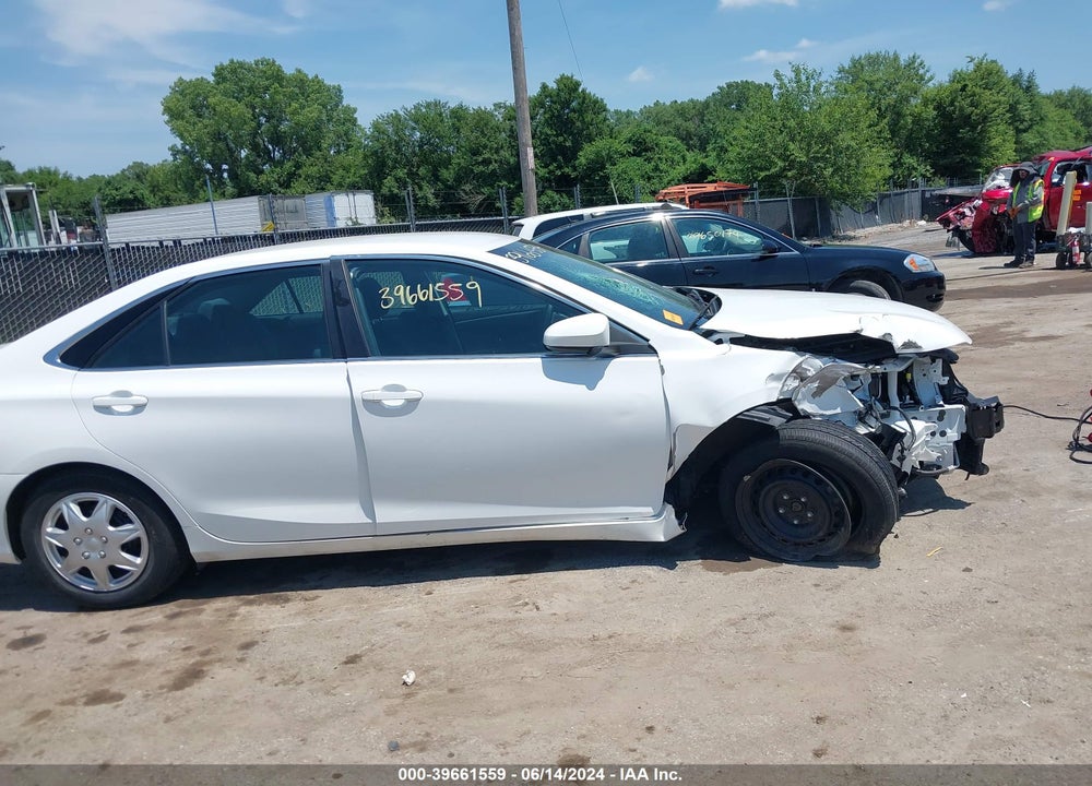 2017 TOYOTA CAMRY LE VIN: 4T1BF1FK4HU327765