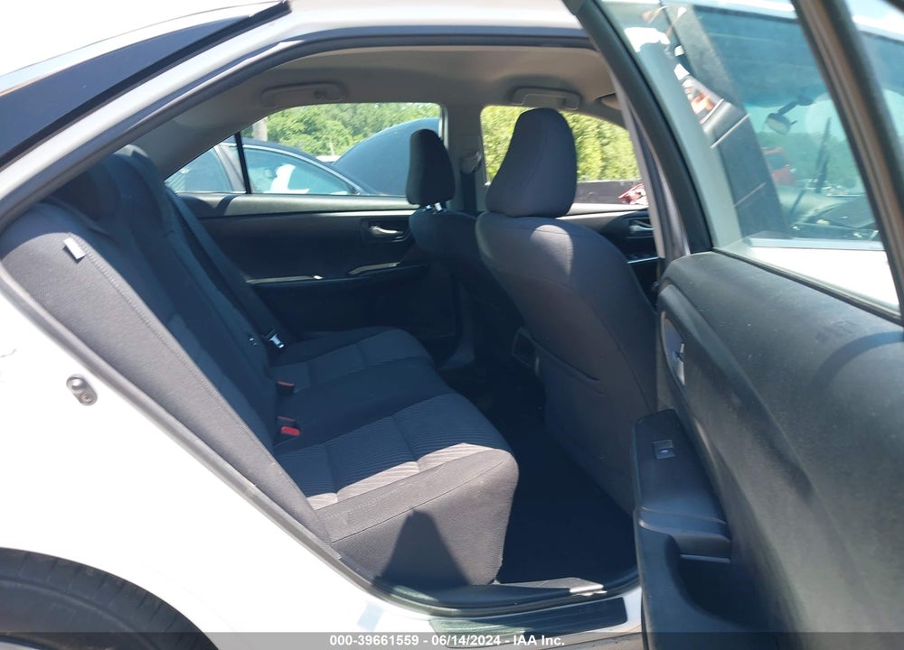 2017 TOYOTA CAMRY LE VIN: 4T1BF1FK4HU327765