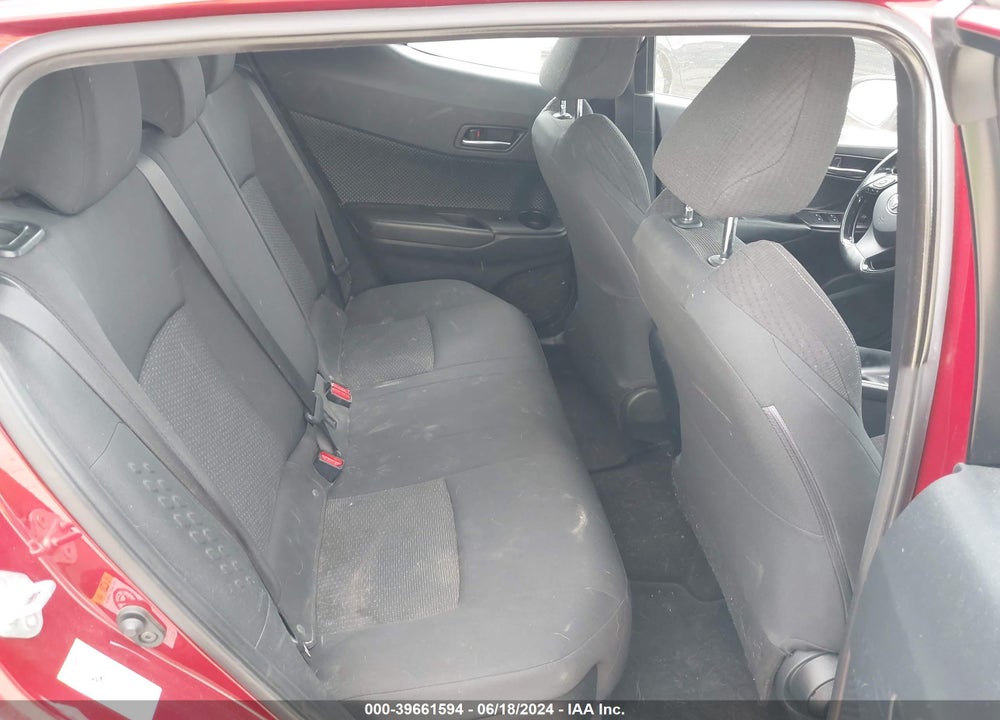 2018 TOYOTA C-HR XLE VIN: NMTKHMBX8JR027740