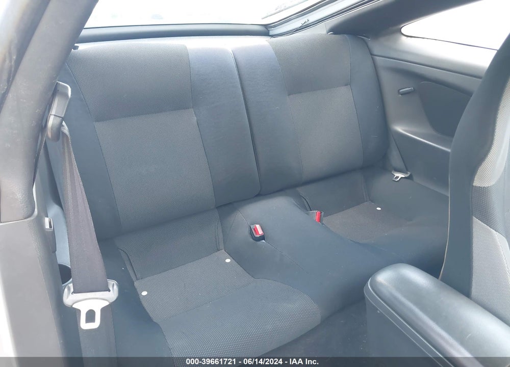 2005 TOYOTA CELICA GT VIN: JTDDR32T550186044