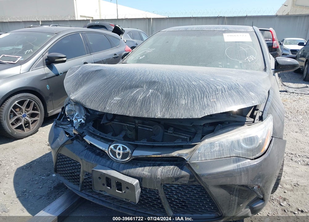 2015 TOYOTA CAMRY SE VIN: 4T1BF1FKXFU116048