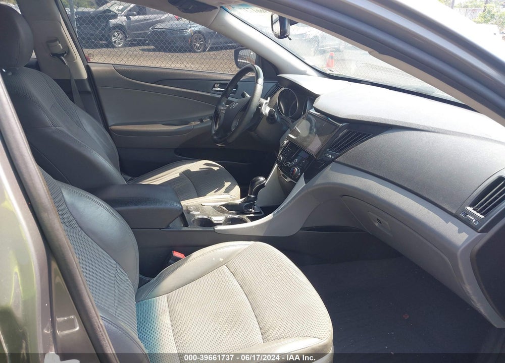 2013 HYUNDAI SONATA VIN: 5NPEC4AC1DH602606