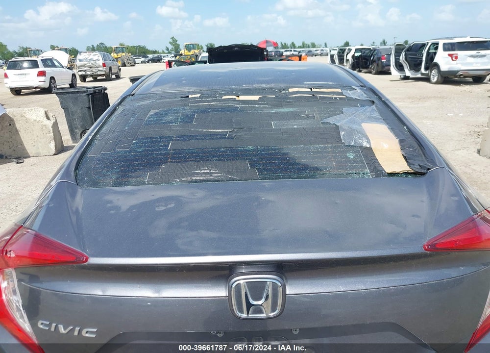 2018 HONDA CIVIC VIN: 19XFC2F55JE018258