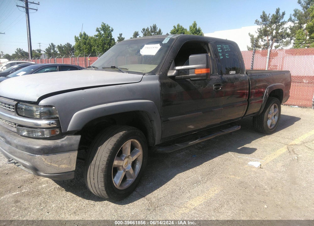 2002 CHEVROLET SILVERADO 1500 LT VIN: 2GCEK19T721201873