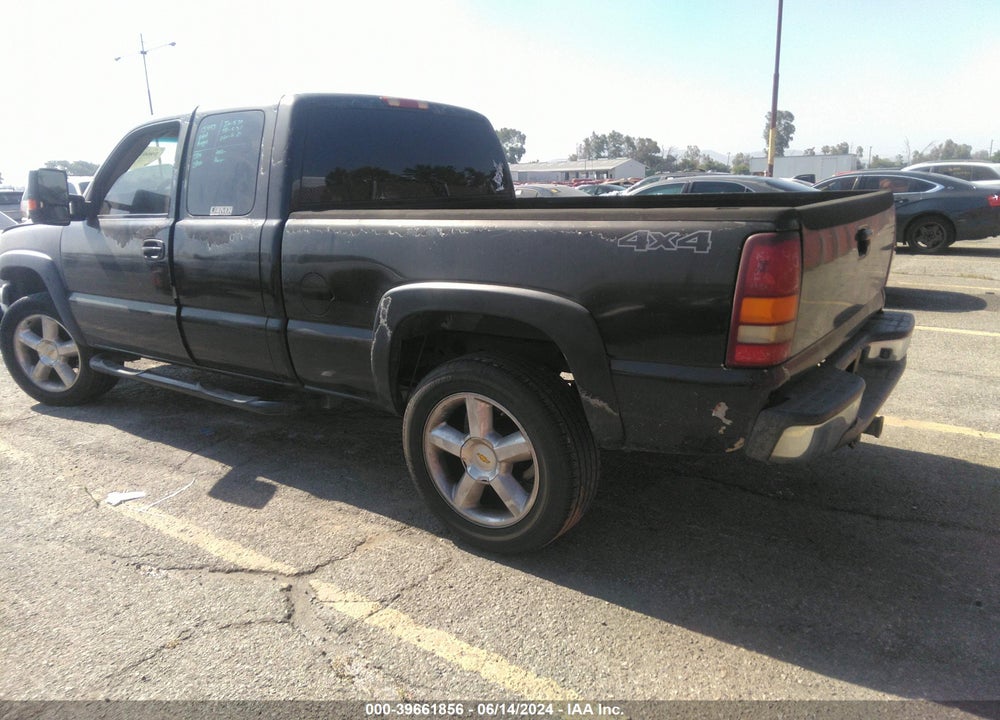 2002 CHEVROLET SILVERADO 1500 LT VIN: 2GCEK19T721201873