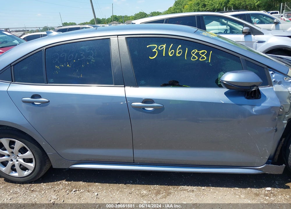 2022 TOYOTA COROLLA LE VIN: 5YFEPMAE6NP290132