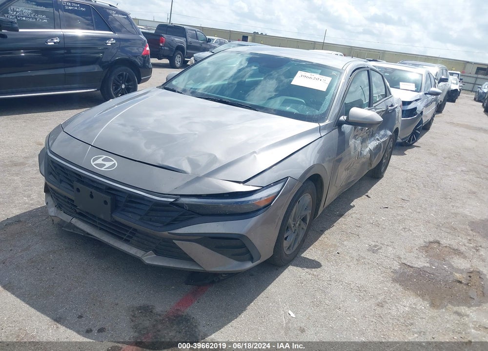 2024 HYUNDAI ELANTRA SEL VIN: KMHLM4DG9RU676898