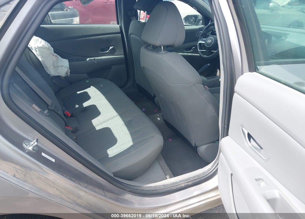 2024 HYUNDAI ELANTRA SEL VIN: KMHLM4DG9RU676898