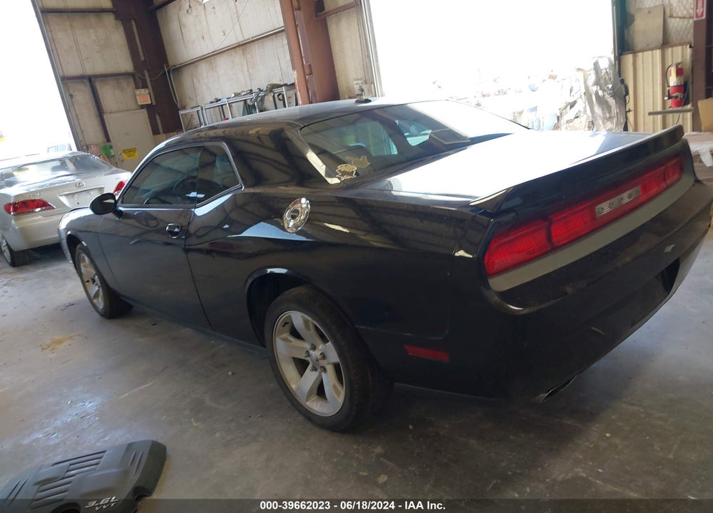 2014 DODGE CHALLENGER SXT VIN: 2C3CDYAGXEH111304
