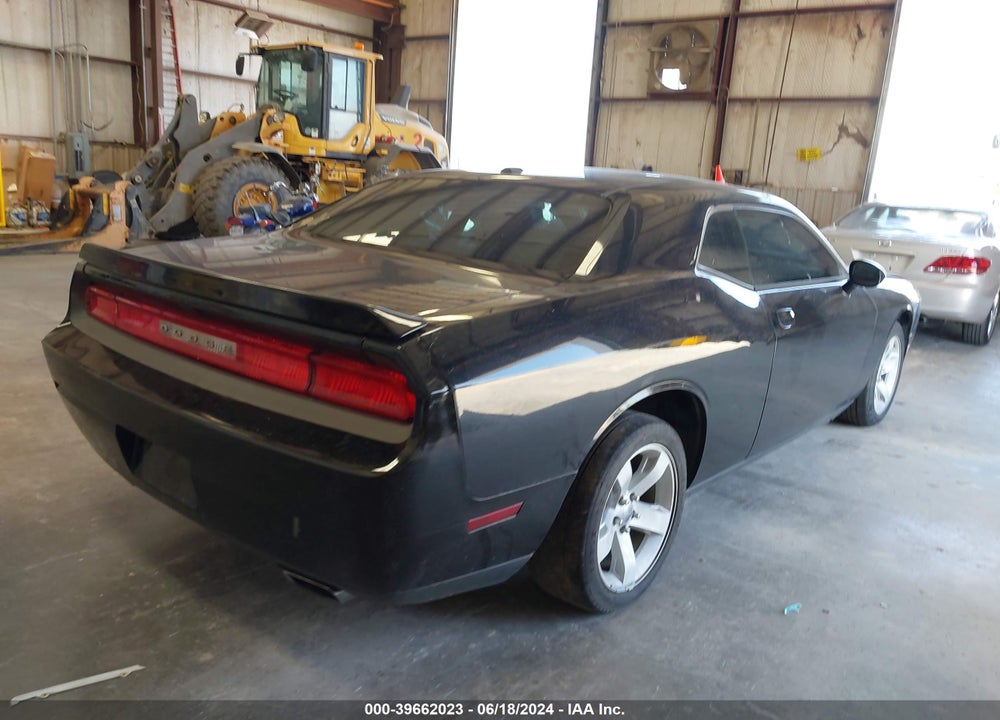 2014 DODGE CHALLENGER SXT VIN: 2C3CDYAGXEH111304