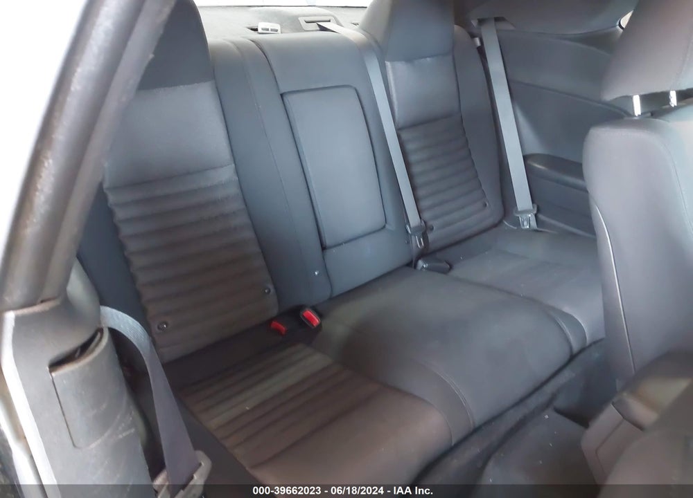 2014 DODGE CHALLENGER SXT VIN: 2C3CDYAGXEH111304