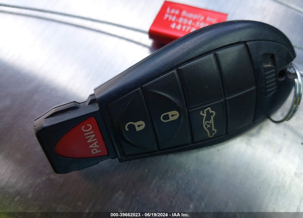 2014 DODGE CHALLENGER SXT VIN: 2C3CDYAGXEH111304