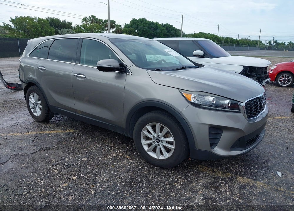 2019 KIA SORENTO 2.4L LX VIN: 5XYPG4A33KG545651