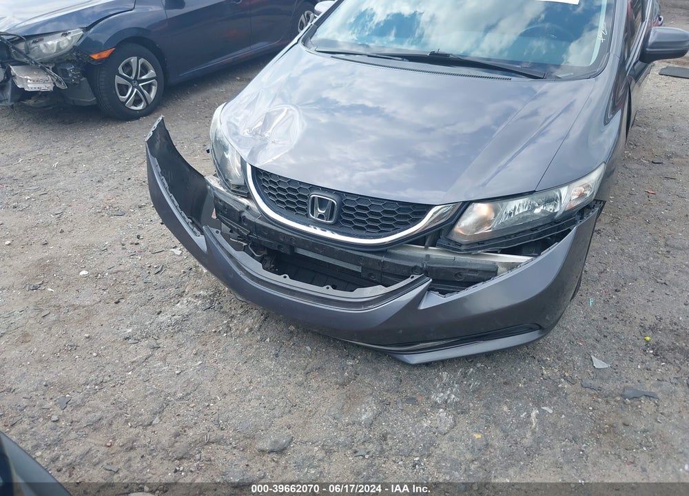 2015 HONDA CIVIC LX VIN: 19XFB2F52FE043032
