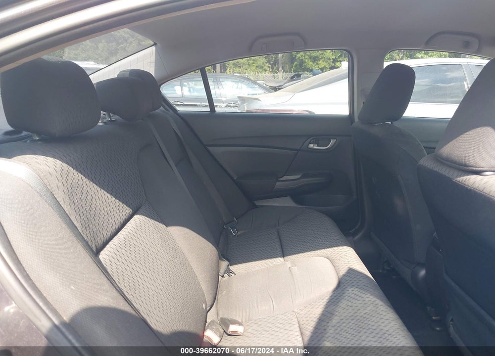 2015 HONDA CIVIC LX VIN: 19XFB2F52FE043032