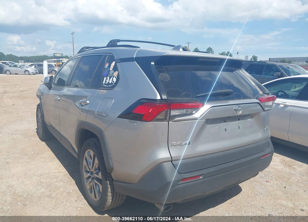 2021 TOYOTA RAV4 XLE PREMIUM VIN: 2T3C1RFV9MC123199