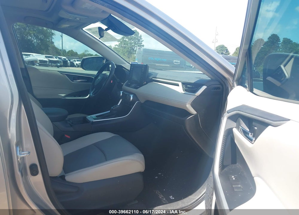 2021 TOYOTA RAV4 XLE PREMIUM VIN: 2T3C1RFV9MC123199