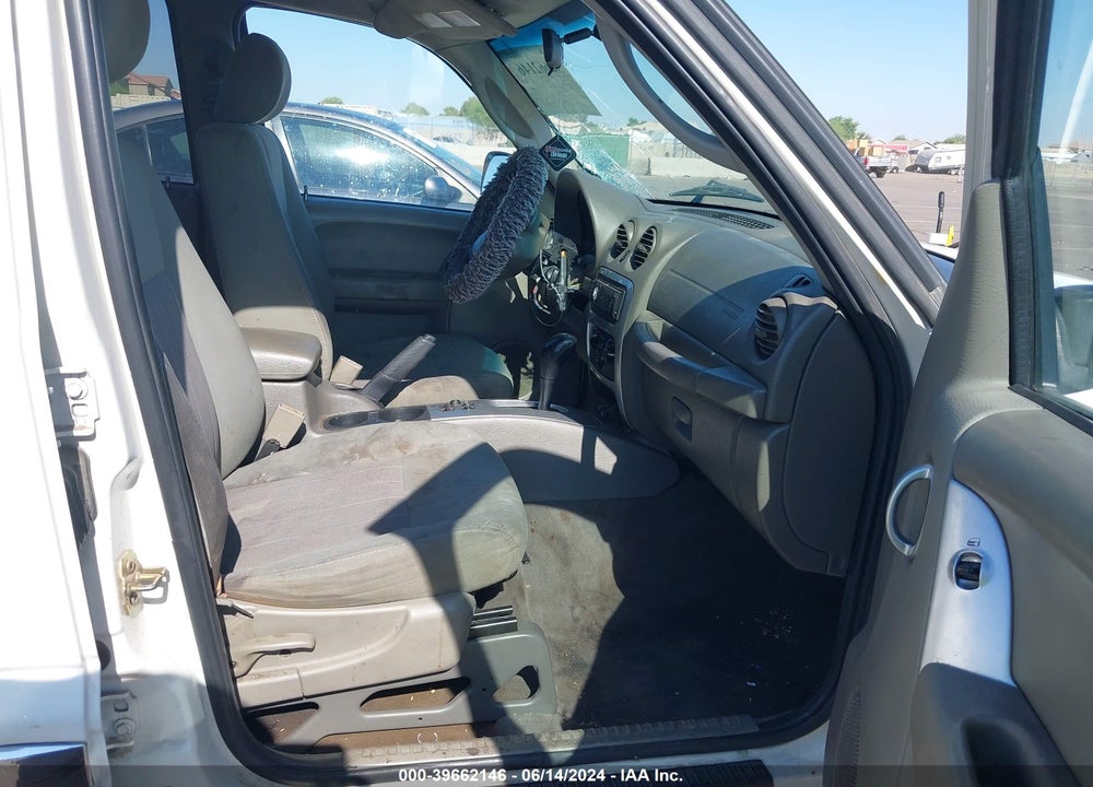 2005 JEEP LIBERTY LIMITED EDITION VIN: 1J4GK58K85W718213