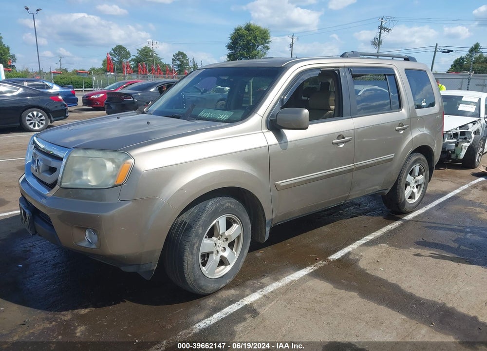 2011 HONDA PILOT EX-L VIN: 5FNYF4H52BB001986