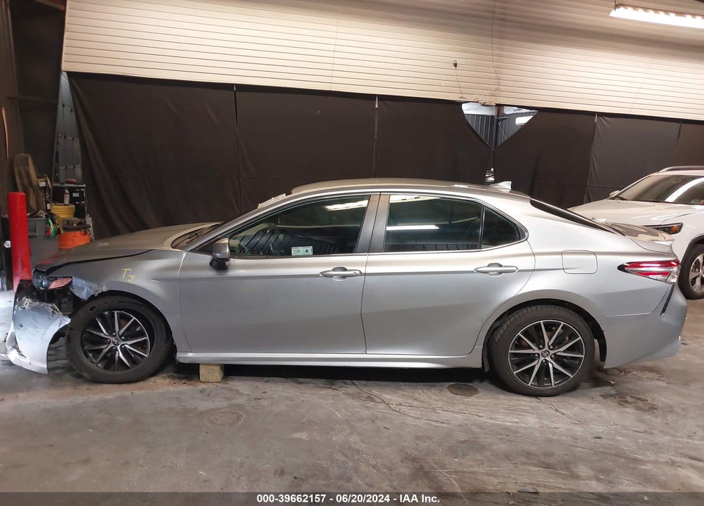 2020 TOYOTA CAMRY SE VIN: 4T1G11AK2LU906953