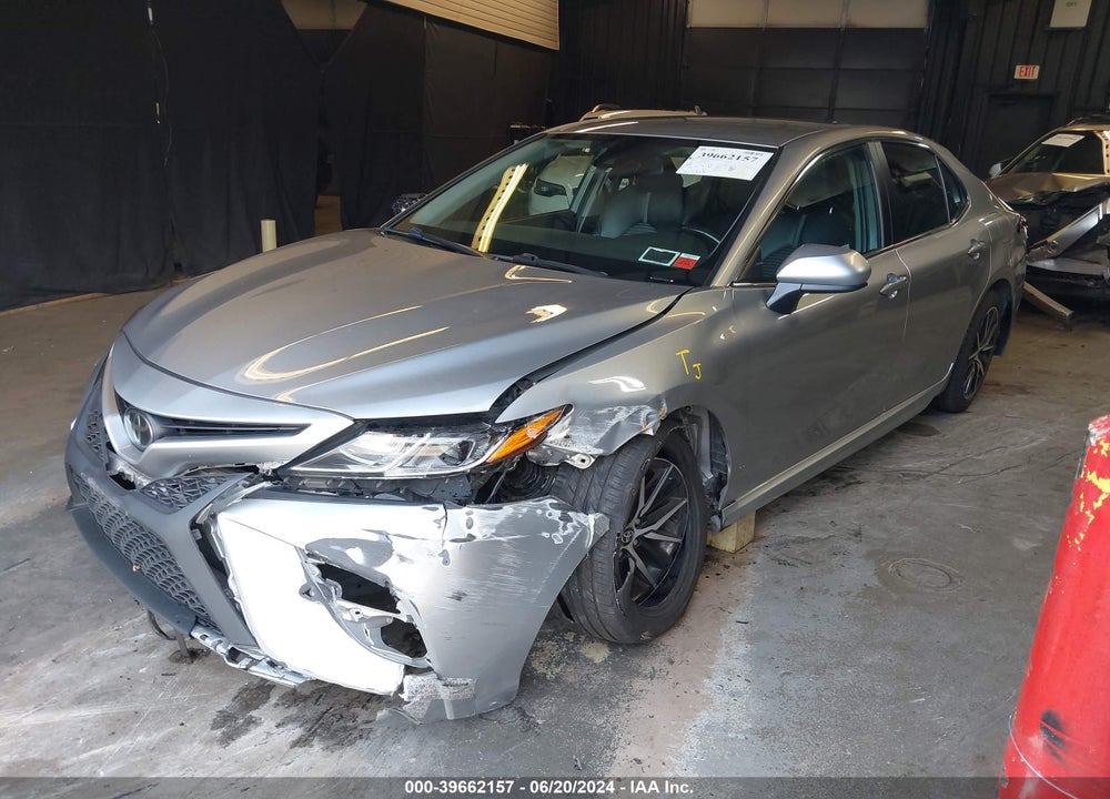 2020 TOYOTA CAMRY SE VIN: 4T1G11AK2LU906953
