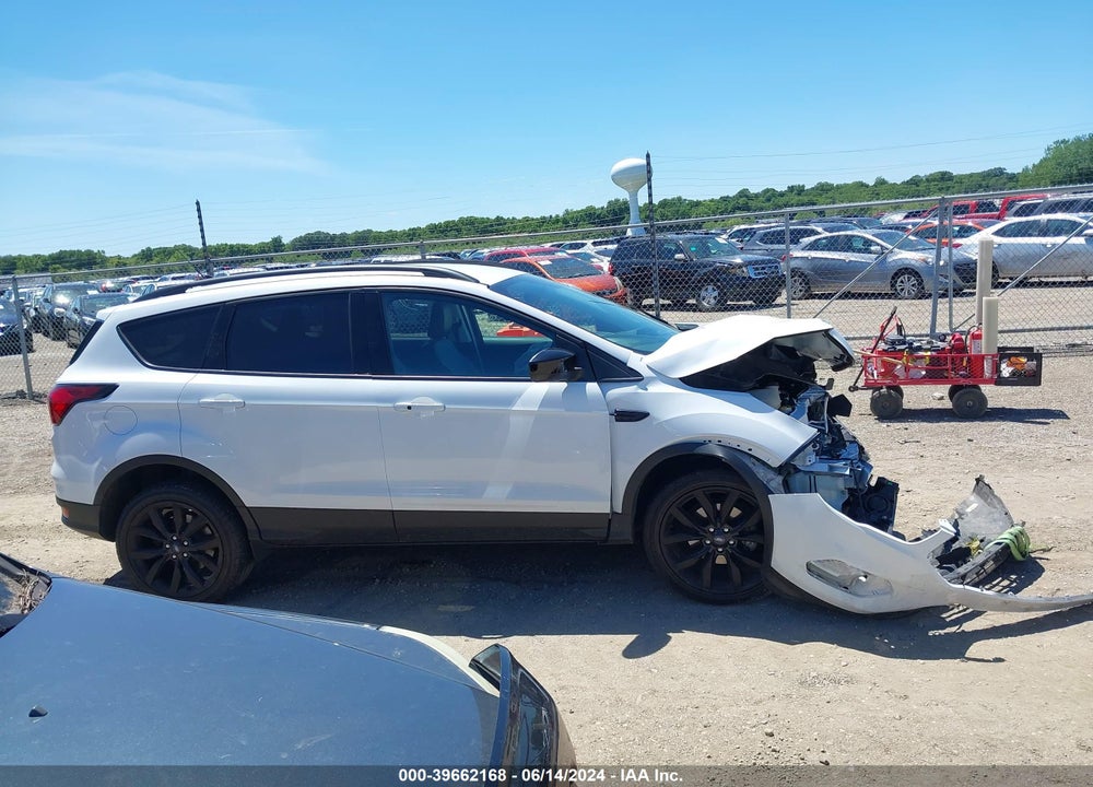 2019 FORD ESCAPE SE VIN: 1FMCU0GD6KUB29832