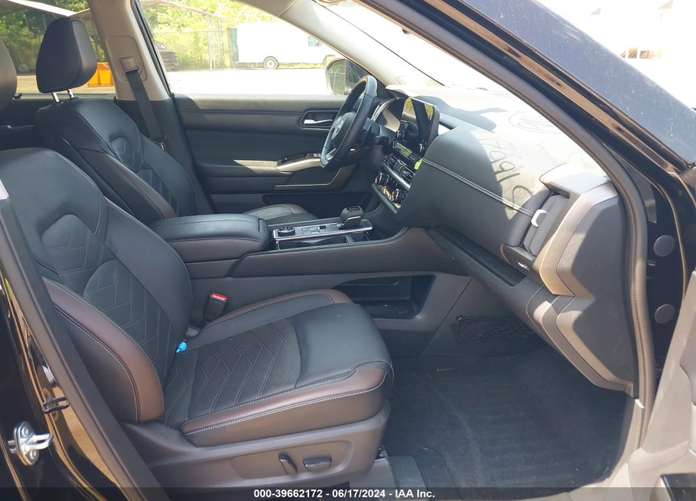 2022 NISSAN PATHFINDER PLATINUM 4WD VIN: 5N1DR3DK2NC264889