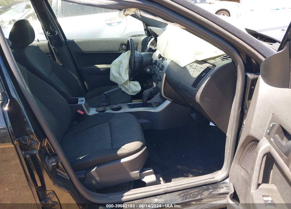2010 FORD FOCUS SE VIN: 1FAHP3FN9AW108625