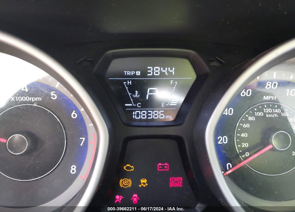 2014 HYUNDAI ELANTRA LIMITED VIN: KMHDH4AEXEU150611