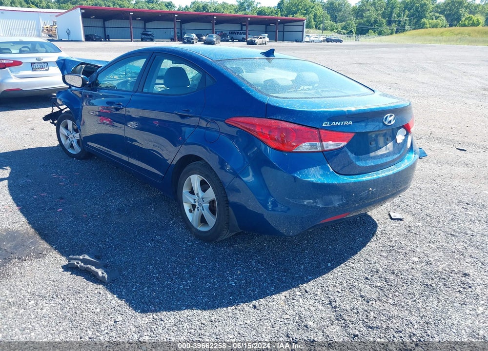 2013 HYUNDAI ELANTRA GLS VIN: KMHDH4AE8DU943274