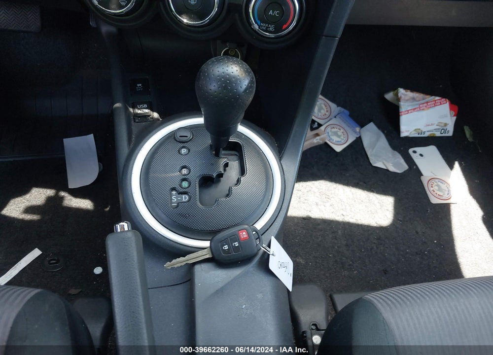 2015 SCION TC VIN: JTKJF5C79FJ010806