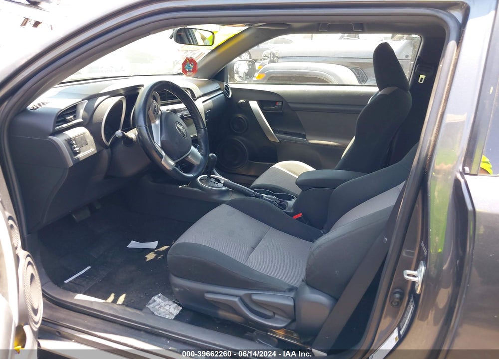 2015 SCION TC VIN: JTKJF5C79FJ010806