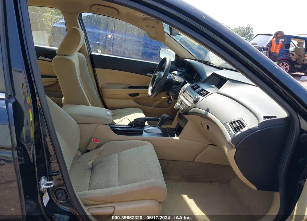 2011 HONDA ACCORD 2.4 LX VIN: JHMCP2F34BC000024