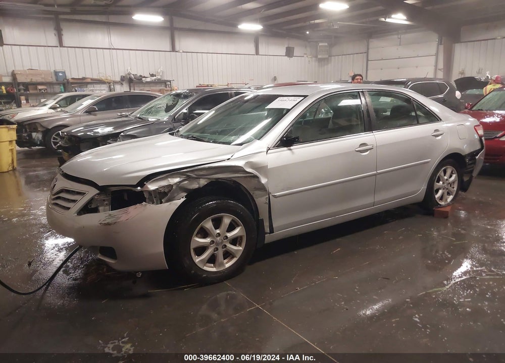 2011 TOYOTA CAMRY LE VIN: 4T1BF3EK8BU702609