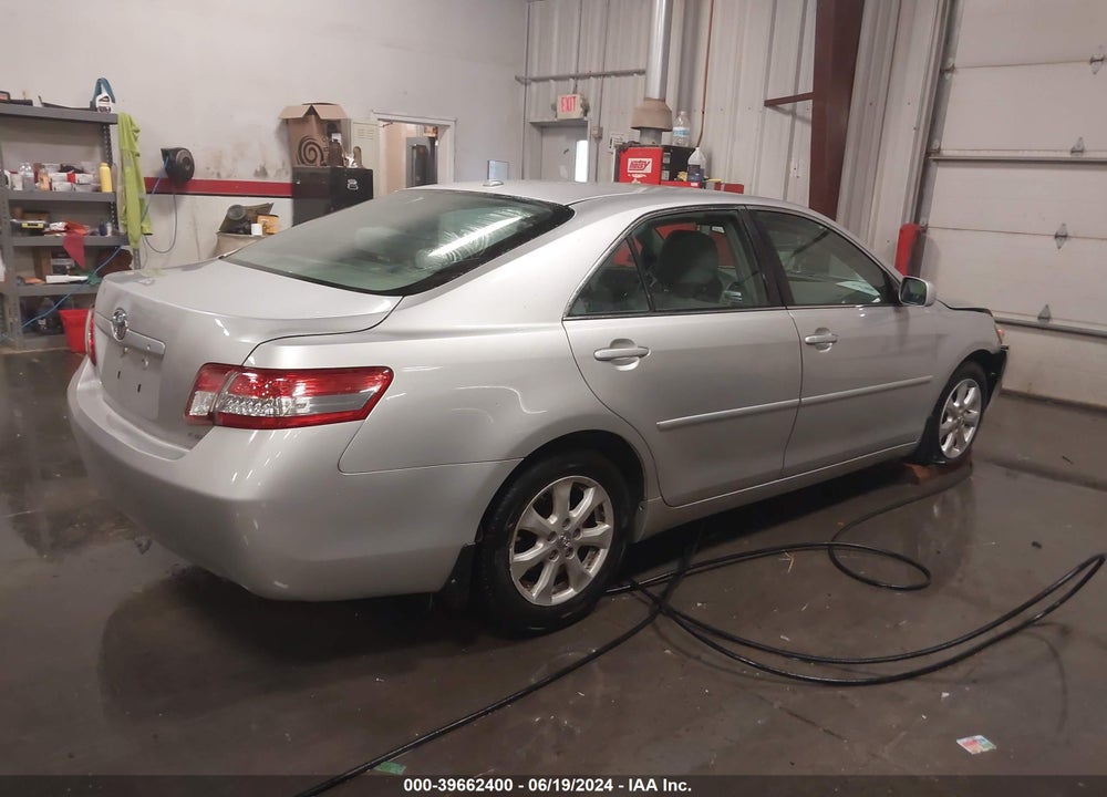 2011 TOYOTA CAMRY LE VIN: 4T1BF3EK8BU702609