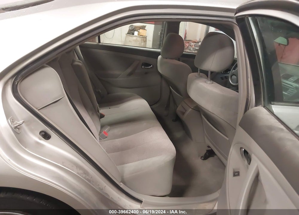 2011 TOYOTA CAMRY LE VIN: 4T1BF3EK8BU702609