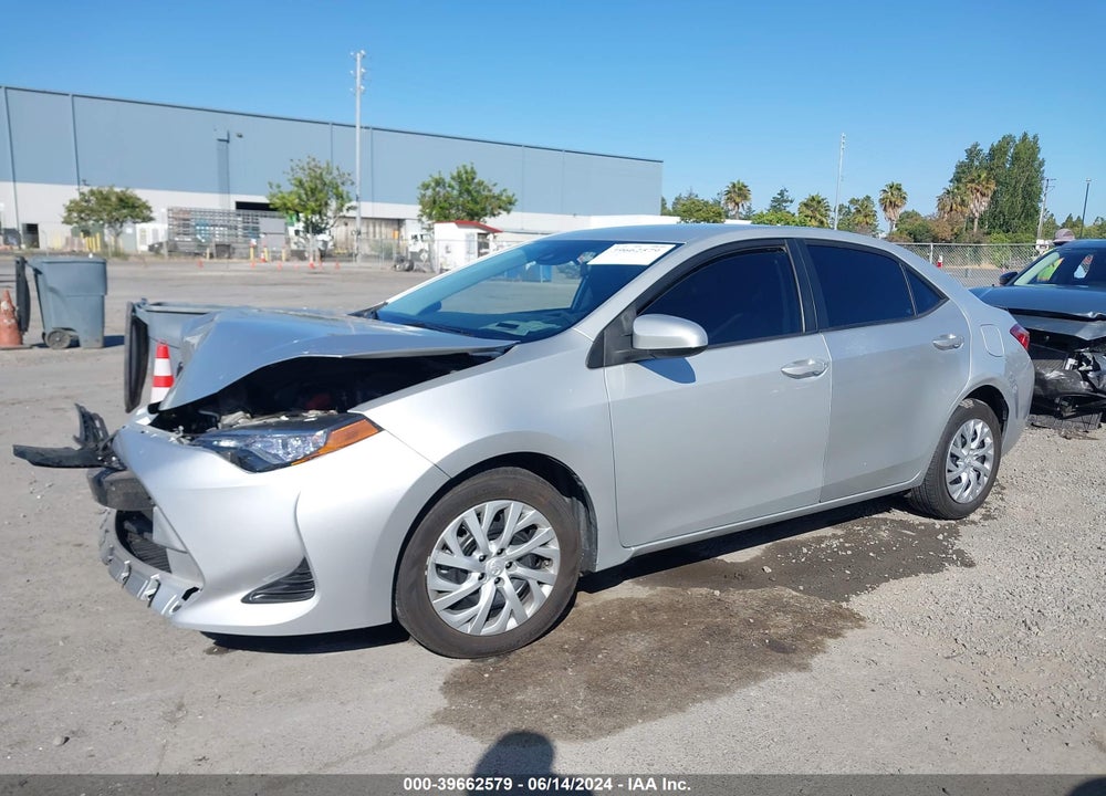 2019 TOYOTA COROLLA LE VIN: 5YFBURHE5KP889839