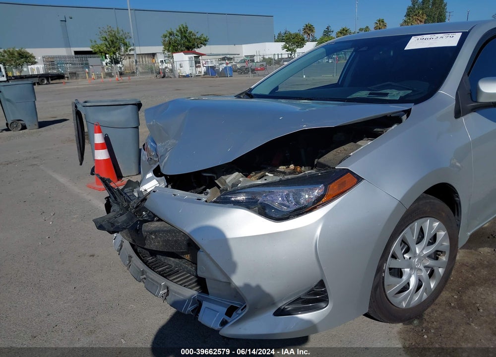 2019 TOYOTA COROLLA LE VIN: 5YFBURHE5KP889839