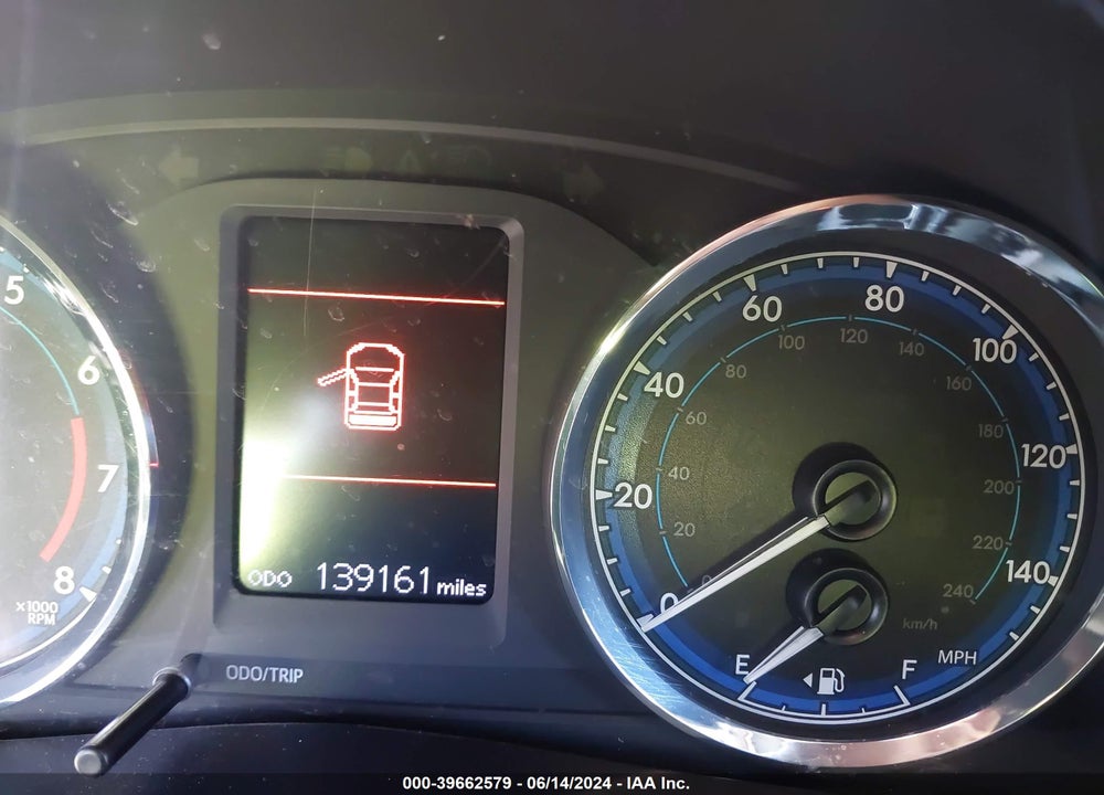 2019 TOYOTA COROLLA LE VIN: 5YFBURHE5KP889839