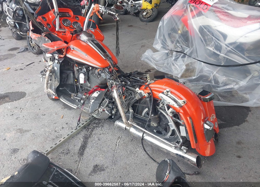 2009 HARLEY-DAVIDSON FLTRSE3 VIN: 1HD1PV8199Y956861