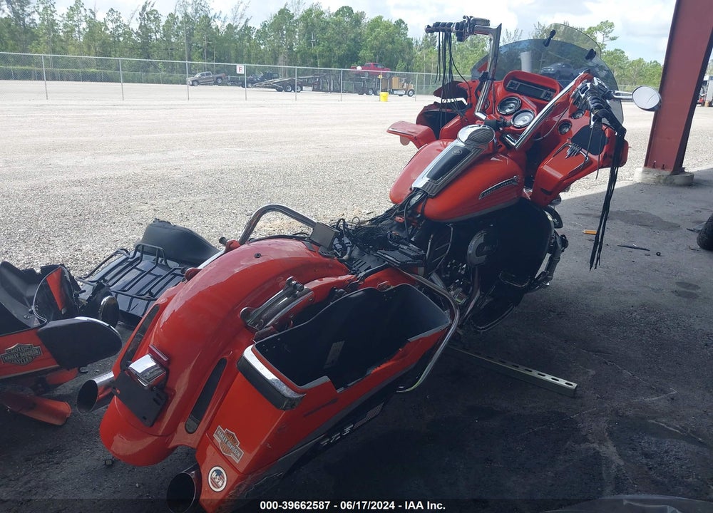 2009 HARLEY-DAVIDSON FLTRSE3 VIN: 1HD1PV8199Y956861