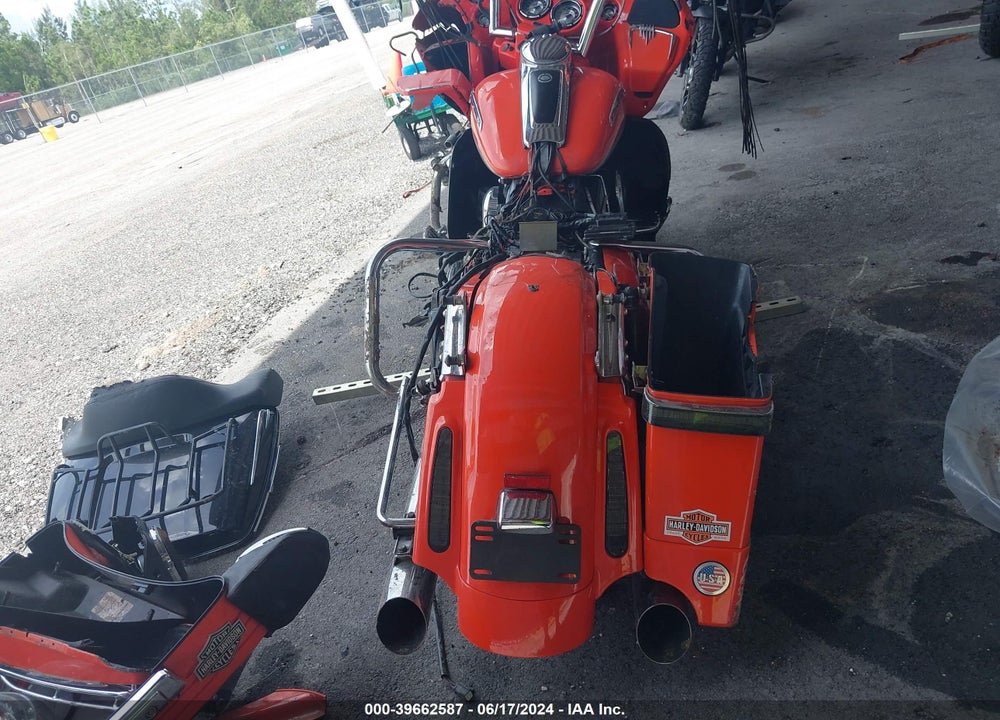 2009 HARLEY-DAVIDSON FLTRSE3 VIN: 1HD1PV8199Y956861