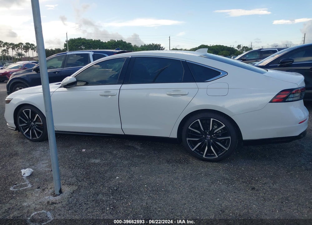2024 HONDA ACCORD HYBRID TOURING VIN: 1HGCY2F89RA001638