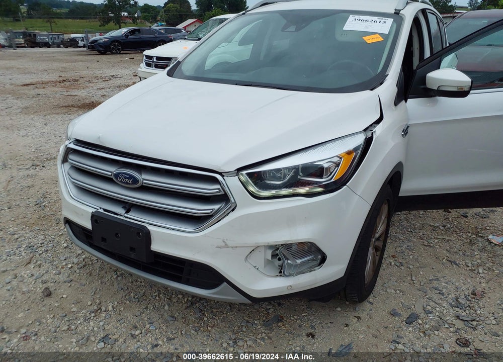 2017 FORD ESCAPE VIN: 1FMCU9J92HUB78303