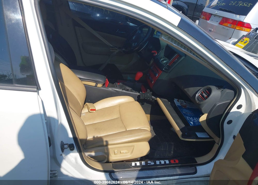 2010 NISSAN MAXIMA VIN: 1N4AA5AP9AC857403