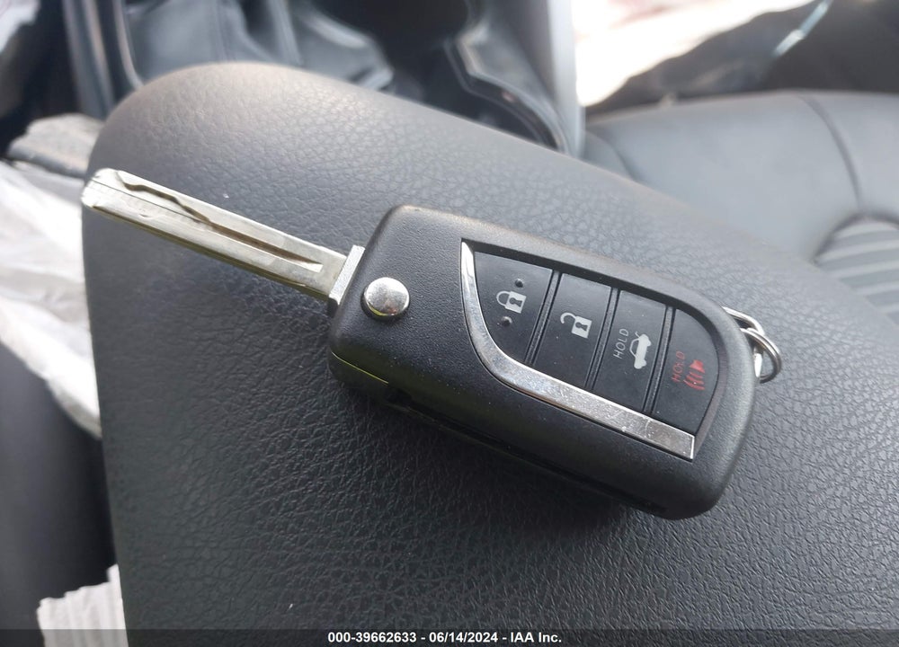 2020 TOYOTA CAMRY SE AWD VIN: 4T1G11BKXLU010169