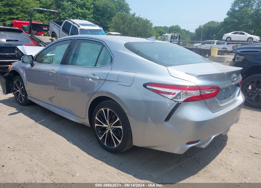 2020 TOYOTA CAMRY SE AWD VIN: 4T1G11BKXLU010169